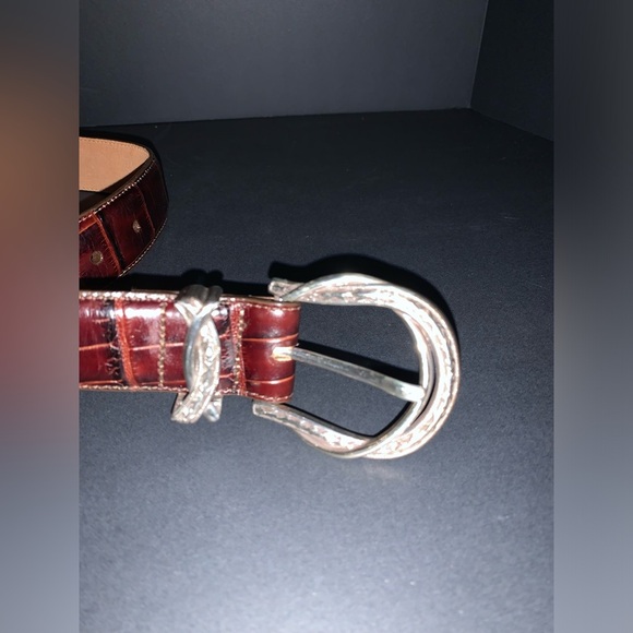 Brighton, vintage women’s belt. Beautiful silver plated horseshoe belt buckle. main image 7